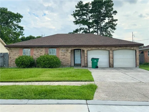 2048 Laurel Ave, Gretna, LA 70056