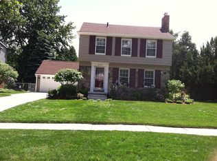 2715 Trafford Rd, Royal Oak, MI 48073