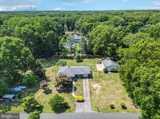 8408 Maryland Rd, Pasadena, MD 21122
