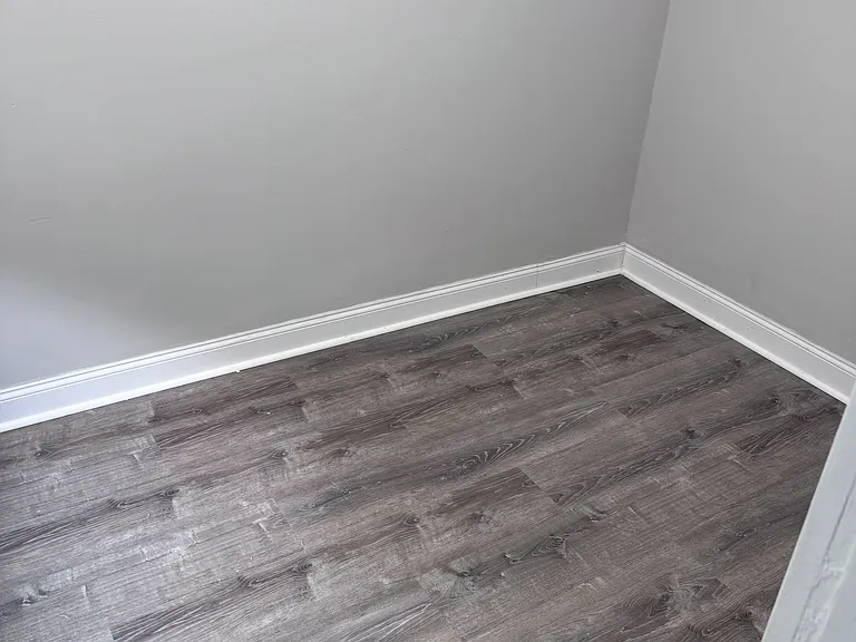 25 N Swan St #1 — Photo 14