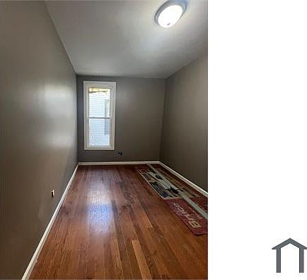 2nd image of 1386 Clay Ave APT 1