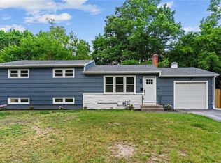 70 Old Homestead Rd, Warwick, RI 02889