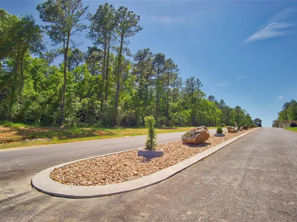 1204 Road 6604, Dayton, TX 77535