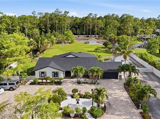 5930 Sea Grass LN, NAPLES, FL 34116