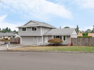 10217 NW 3rd Ave, Vancouver, WA 98685