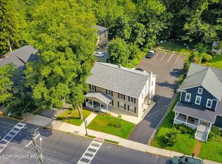 36 Main St, Delaware Water Gap, PA 18327