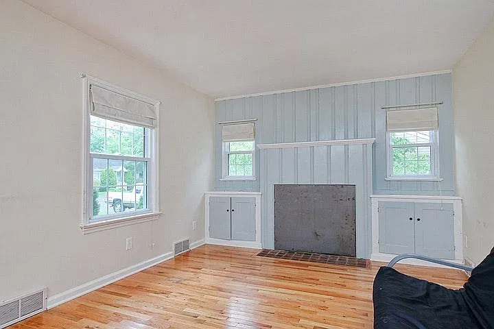 5 bed, 1562 sqft, $2,900 — Photo 4