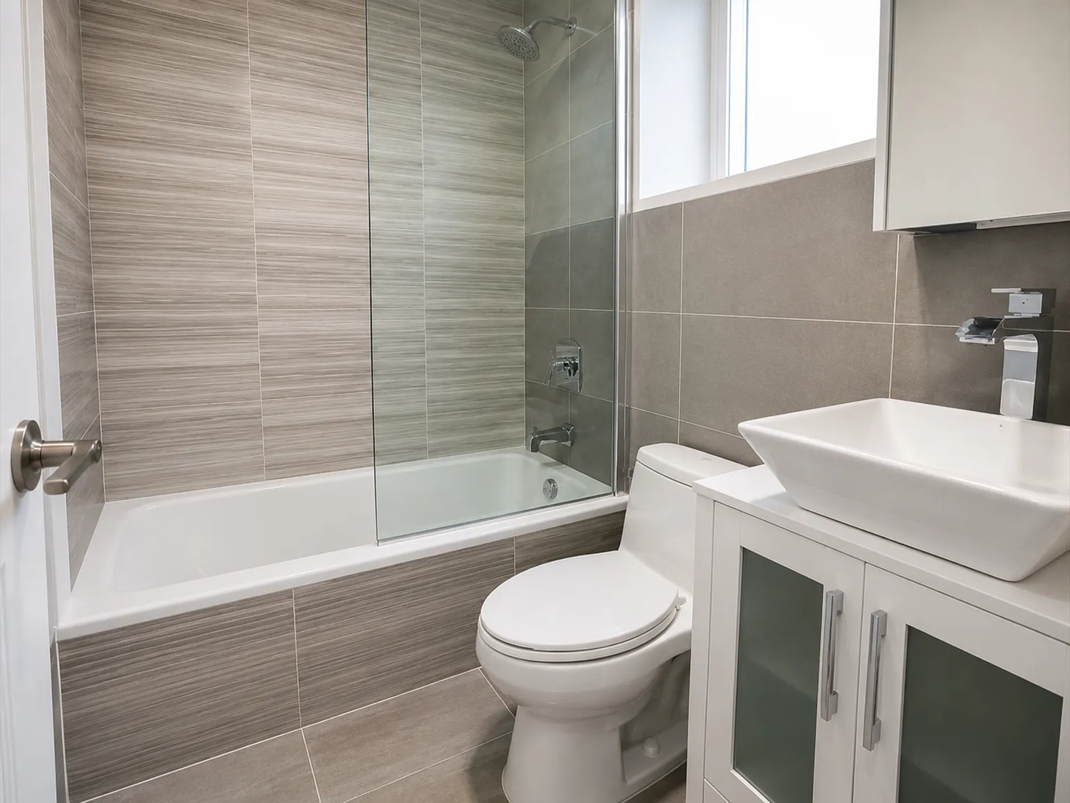 1353 Myrtle Avenue — Photo 3