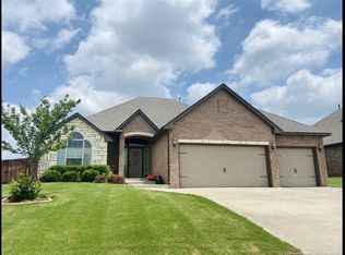 1609 NE 44th St, Lawton, OK 73507