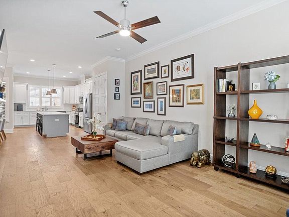 3rd image of 4938 Trek Ln