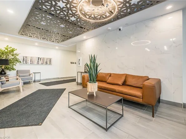 104 Garment St #1509, Kitchener, ON N2G 0C8