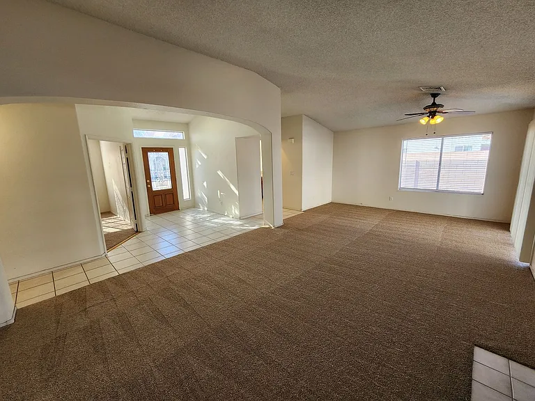 1720 Navarre Ln — Photo 5