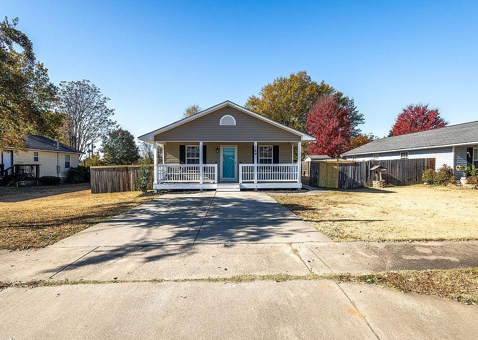 1st image of 164 Highland Ave