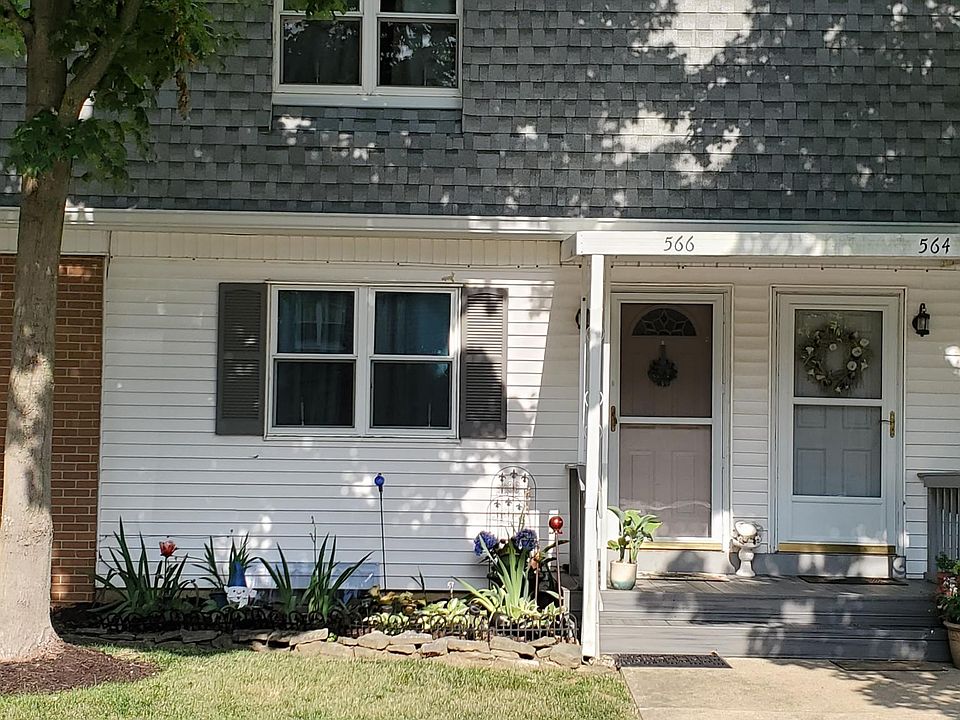 566 Harding Lane
