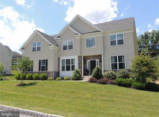 712 Whiffletree Ln, West Chester, PA 19382
