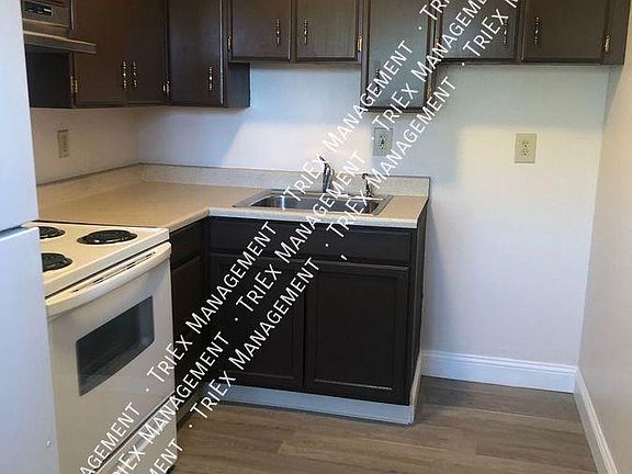 2nd image of 634 15th St Unit 628