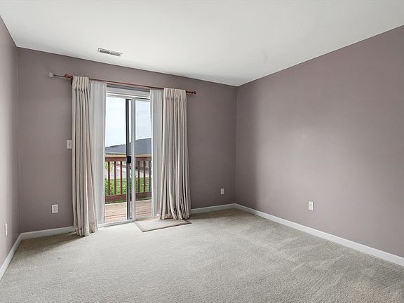 4th image of 16 Homefield Gardens Dr