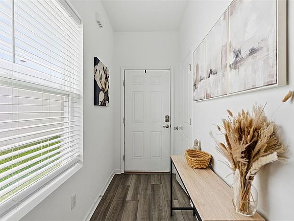 5th image of 35498 Shade Fern Ln