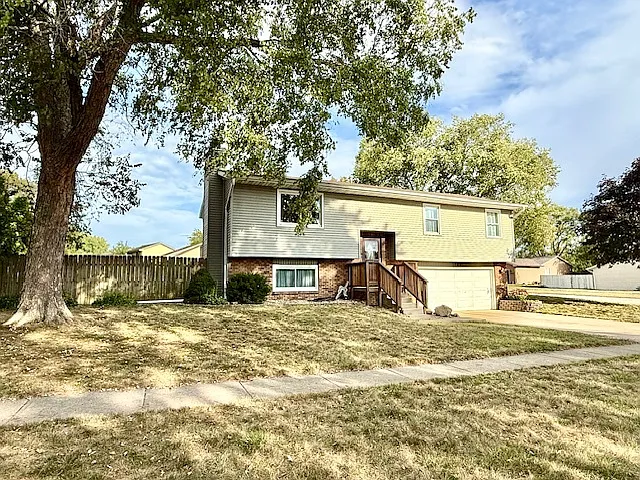 702 Pomona Dr photo 1