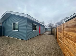407 N 3rd St, Hamilton, MT 59840