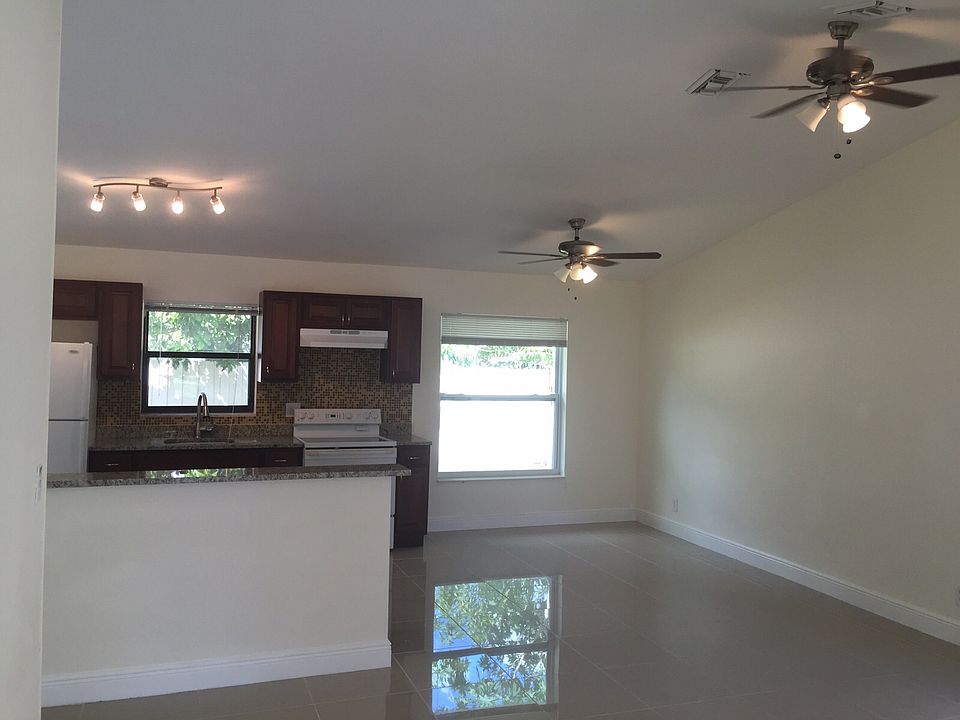 1st image of 7519 SW 7th Ct