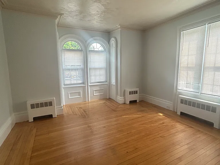 1621 Smith St #1 — Photo 6