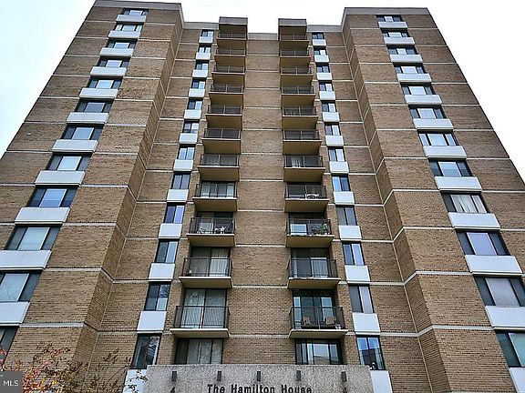 4th image of 4 Monroe St APT 901