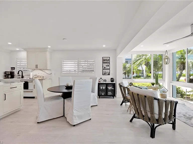 2100 Gulf Shore Blvd N #101 — Photo 5