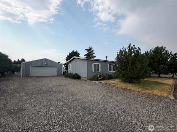 415 E Lewis, Coulee City, WA 99115