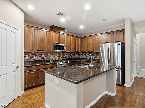 5th image of 10441 Mount Washington Ave
