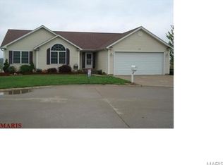 211 Macarthur St, New Haven, MO 63068