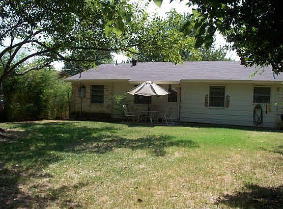 4th image of 6613 Andora Ave