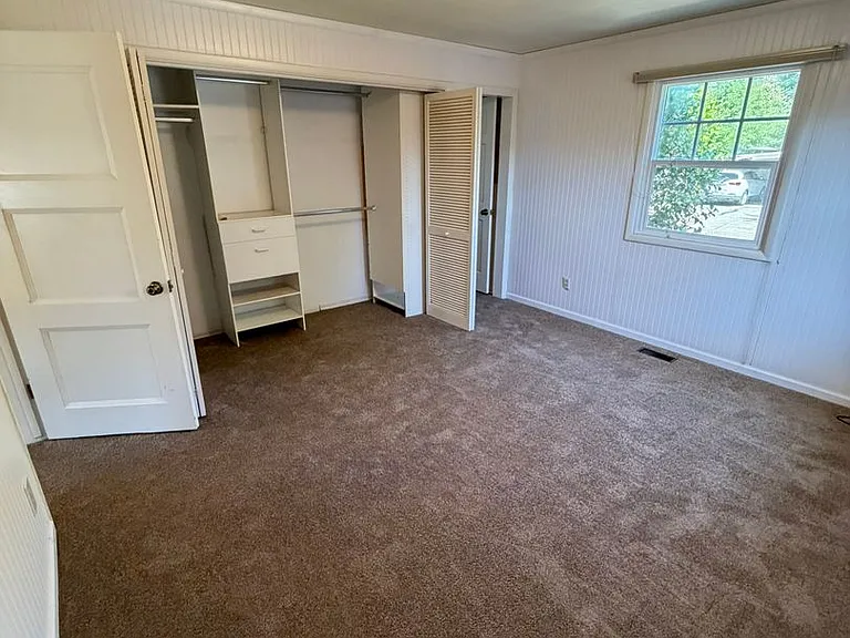 550 Carlson Dr — Photo 25