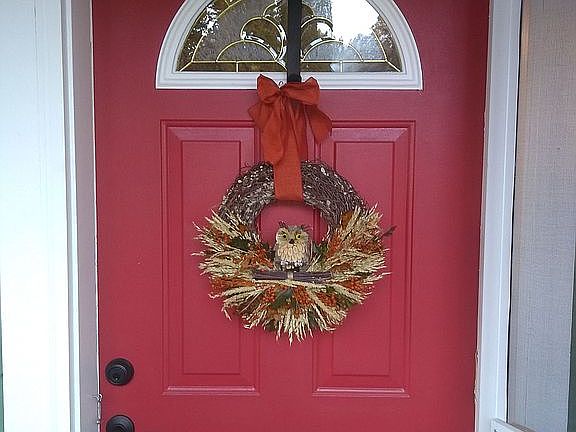 Inviting front door. 
