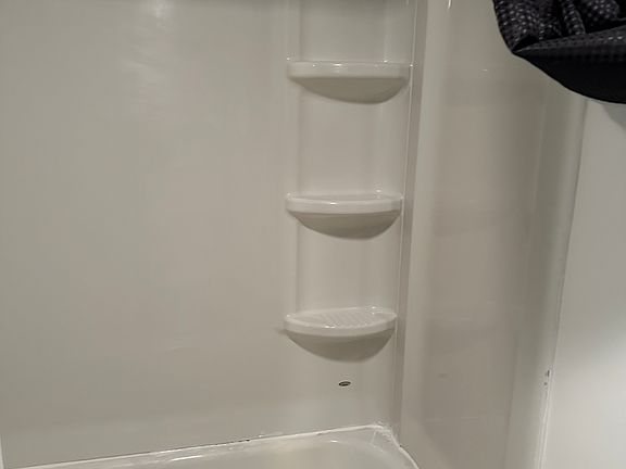 4th image of 315 Haymond St