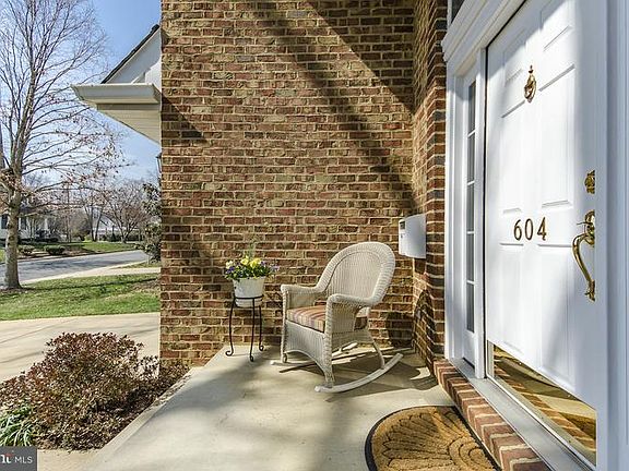 2nd image of 604 Highland Ave