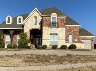 2912 England Pkwy, Grand Prairie, TX 75054