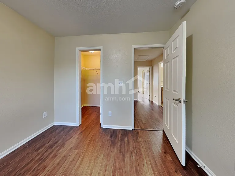 469 Hayloft Way — Photo 11