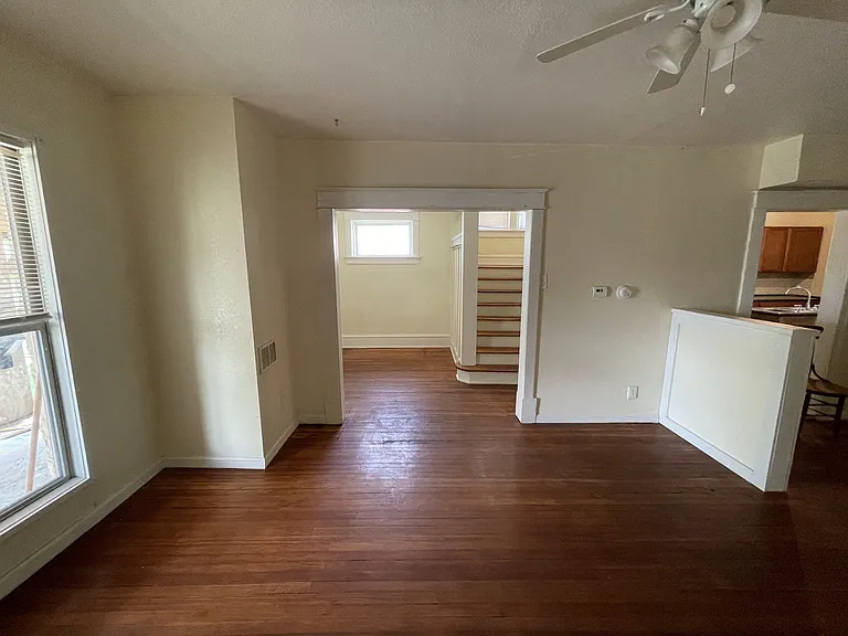 4415 Forest Ave — Photo 25