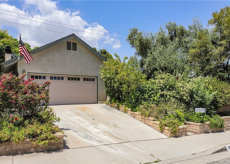 1st image of 22911 Vista Delgado Dr
