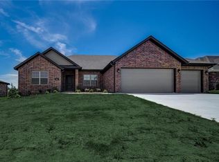 3625 Butterfly Ave, Springdale, AR 72764