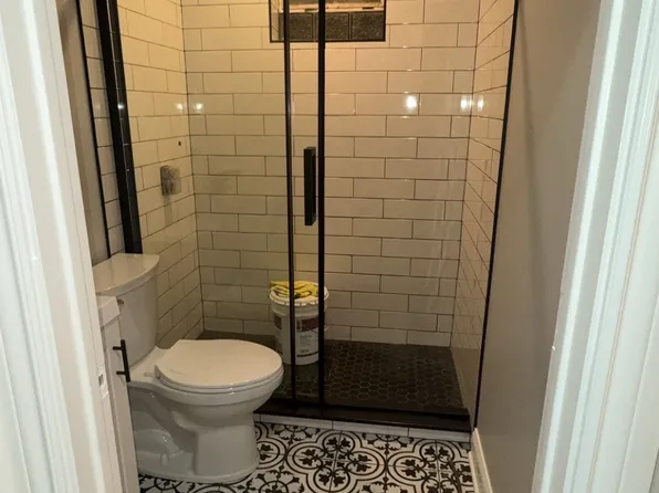 (undisclosed Address), Chicago, IL 60638
