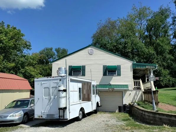 111 Windsor St, West Newton, PA 15089