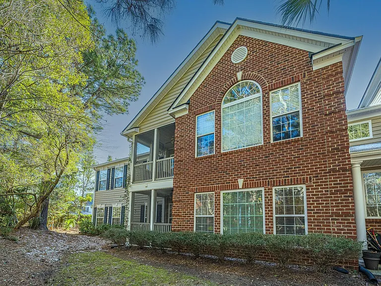 1476 Belcourt Ln — Photo 34