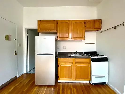 Rented by Living New York | media 3