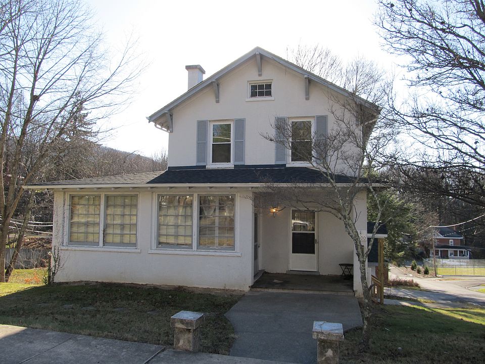 2nd image of 2100 Jefferson St