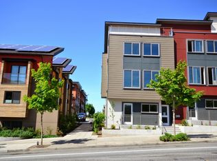 974 NE High St, Issaquah, WA 98029
