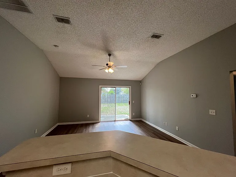 8382 S Stelling Dr — Photo 8