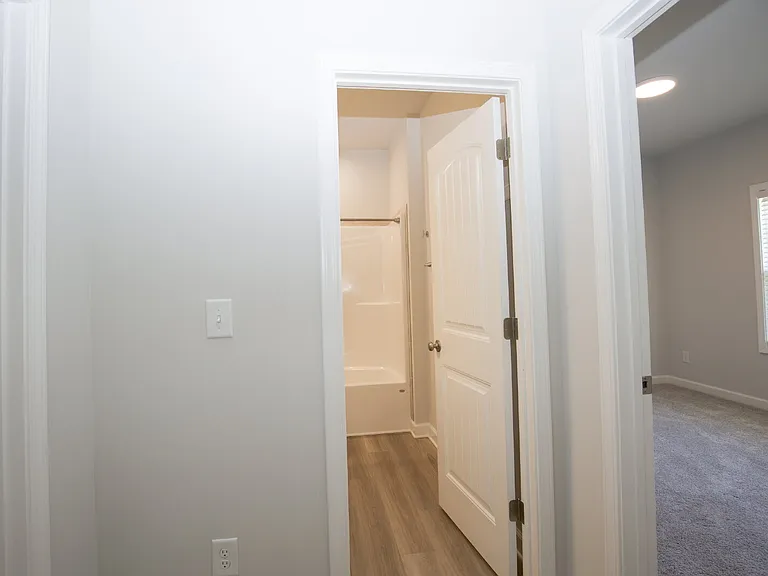 132 Michter St — Photo 27