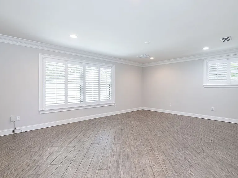 4200 W Beachway Dr — Photo 10